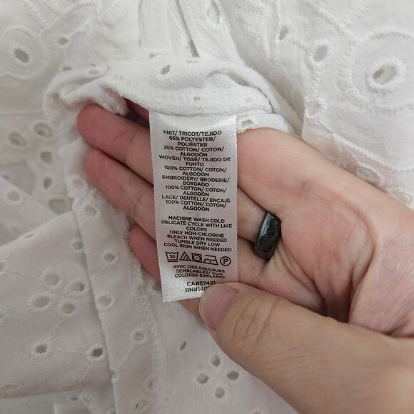 LOFT Eyelet V-Neck White Blouse Ruffle Tank Top Flutter Sleeve Size Small - Picture 4 of 5